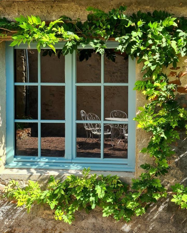 Gite L'Annexe Du Prieure Besson Exterior foto
