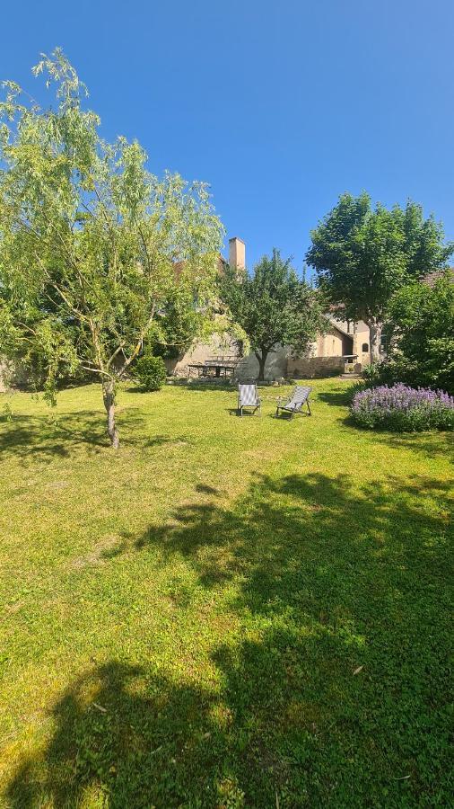 Gite L'Annexe Du Prieure Besson Exterior foto